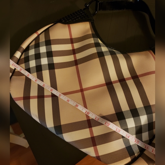 Authentic burberry studded handle large purse - Picture 6 of 7